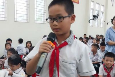 Liên đội Trường TH Trịnh Xá tổ chức SHDC chủ đề An toàn giao thông